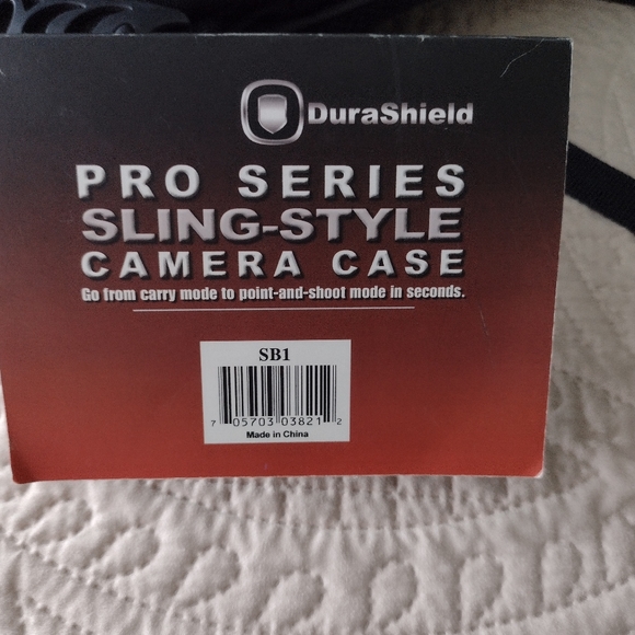 Black DuraShield Pro-Series Sling Style Padded Camara Case Bag BackPack. - Picture 14 of 16